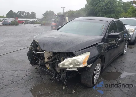 2015 Nissan Altima 2.5/2.5 S/2.5 Sl/2.5 Sv z USA, uszkodzony, nr VIN 1N4AL3AP7FN379301